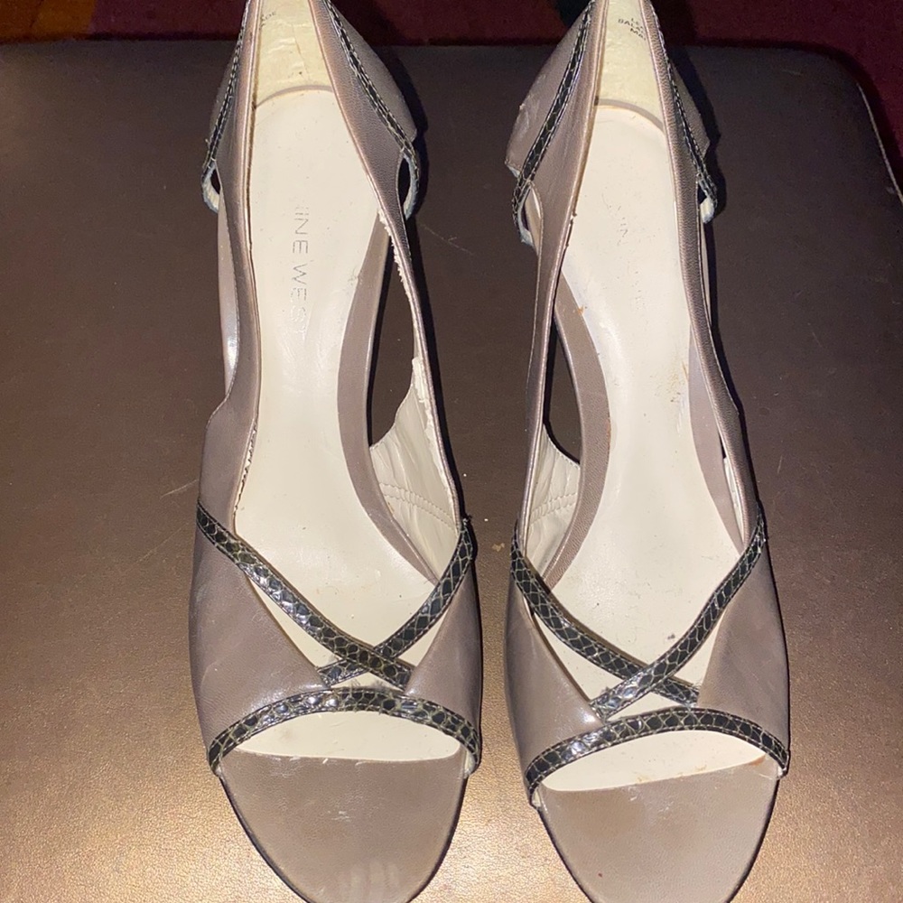 Olive green gently used peep toe heels